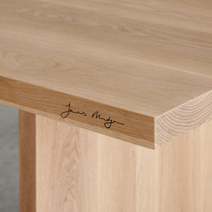 Architect_s_table_detail_2.jpg