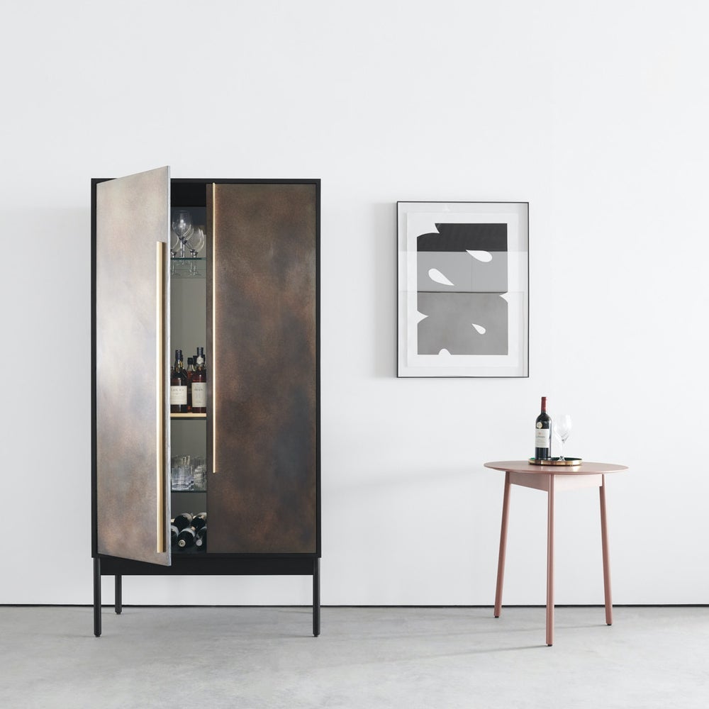 Minimalist_20drinks_20cabinet_20_4e88c506-29cd-4870-9a99-27d095f35825.jpg