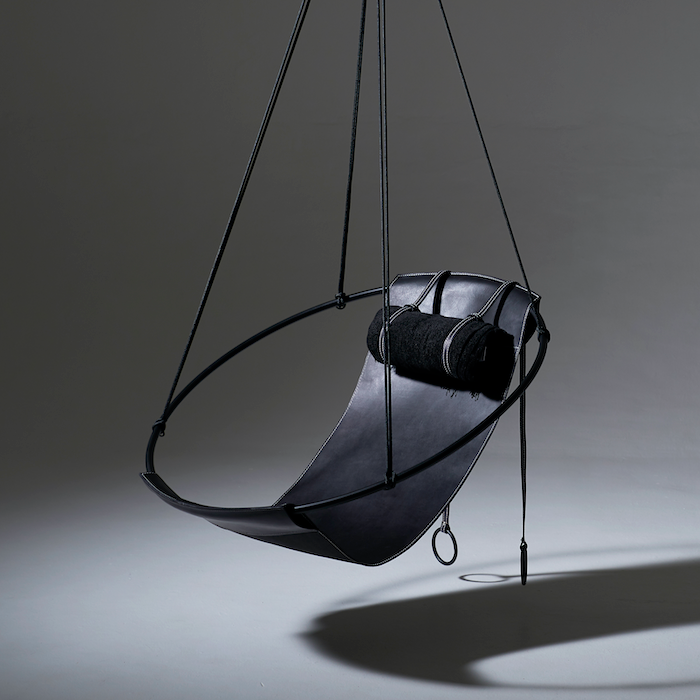 Swing discount chair black