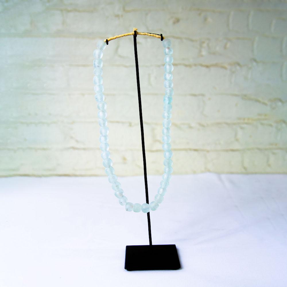 GlassNecklace_243b6361-4fc9-4513-9f2c-da39e9f012bd.jpg