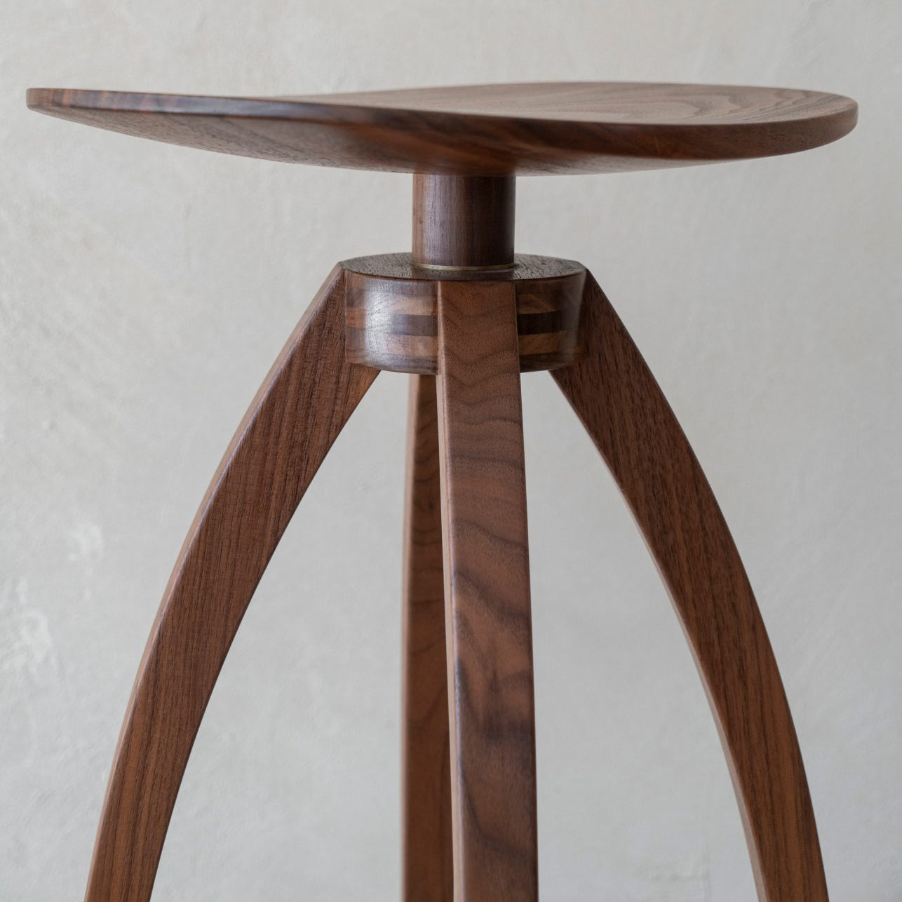 draper detail walnut.jpg